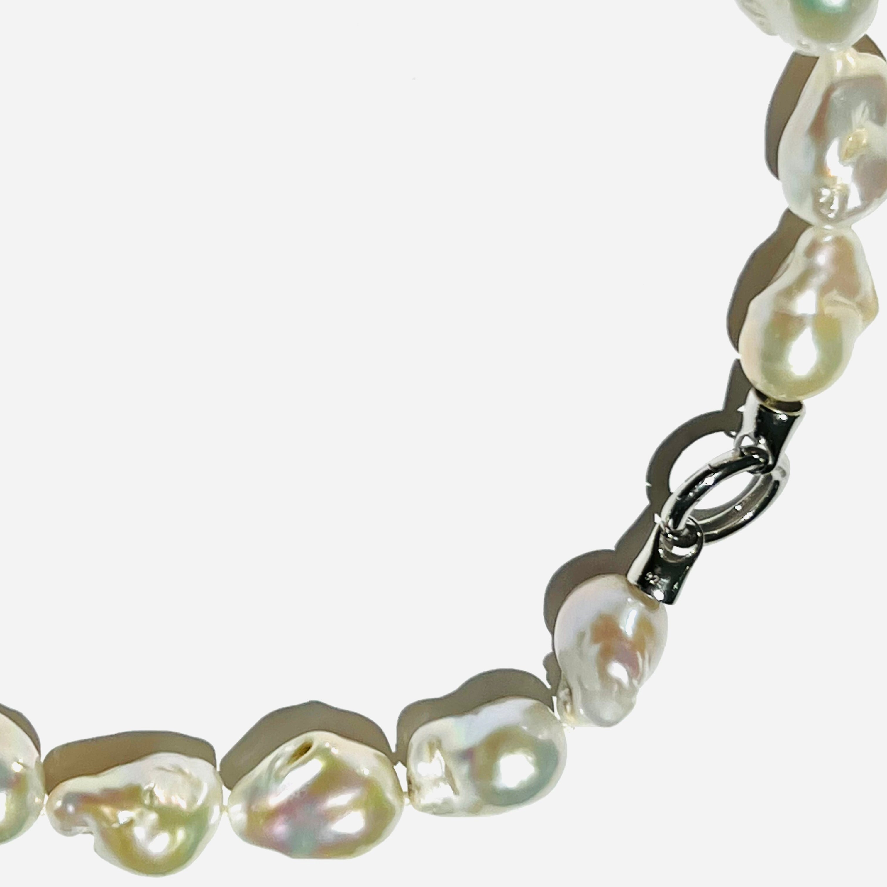 Barockwhiteperlenkette