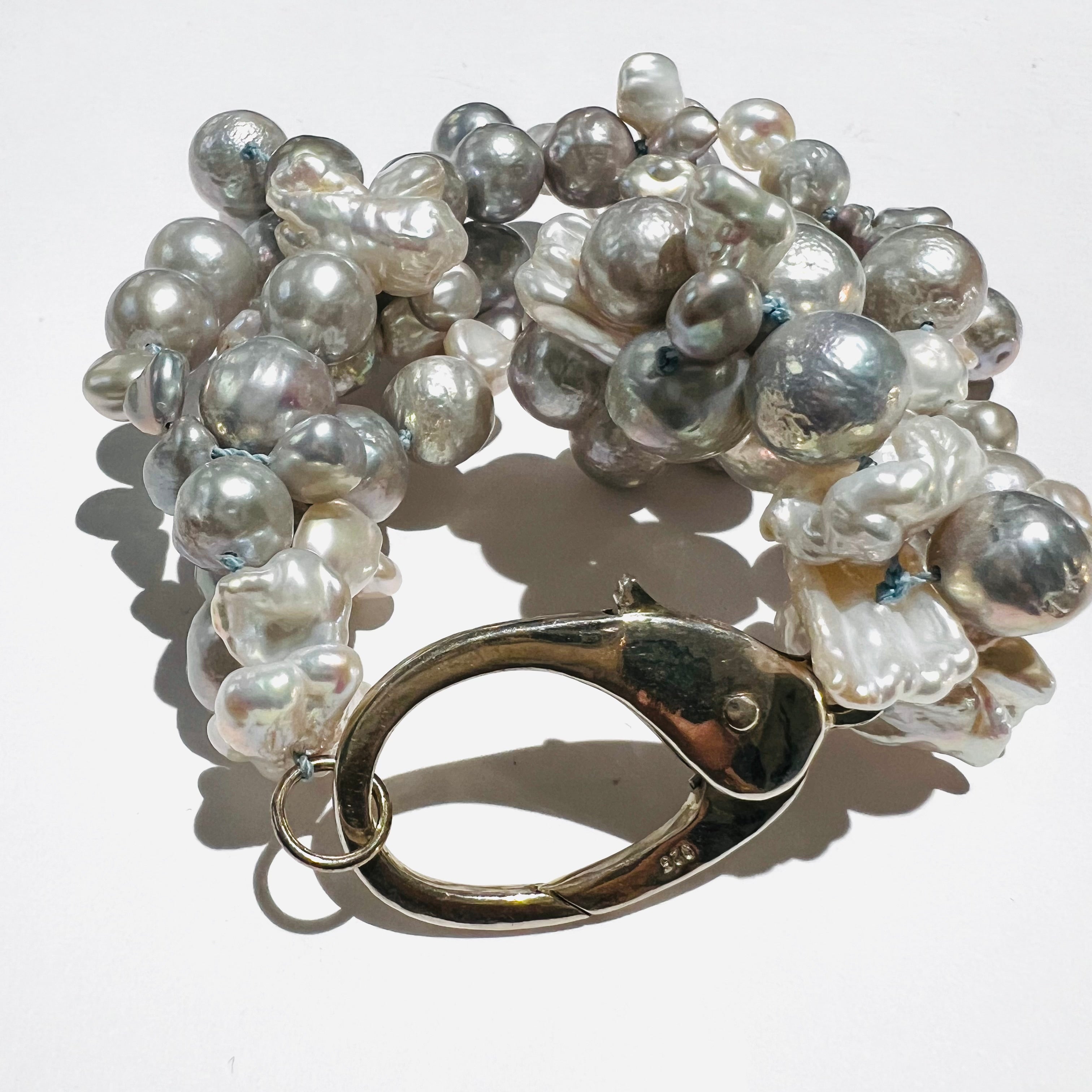 Perlenwolkenarmband