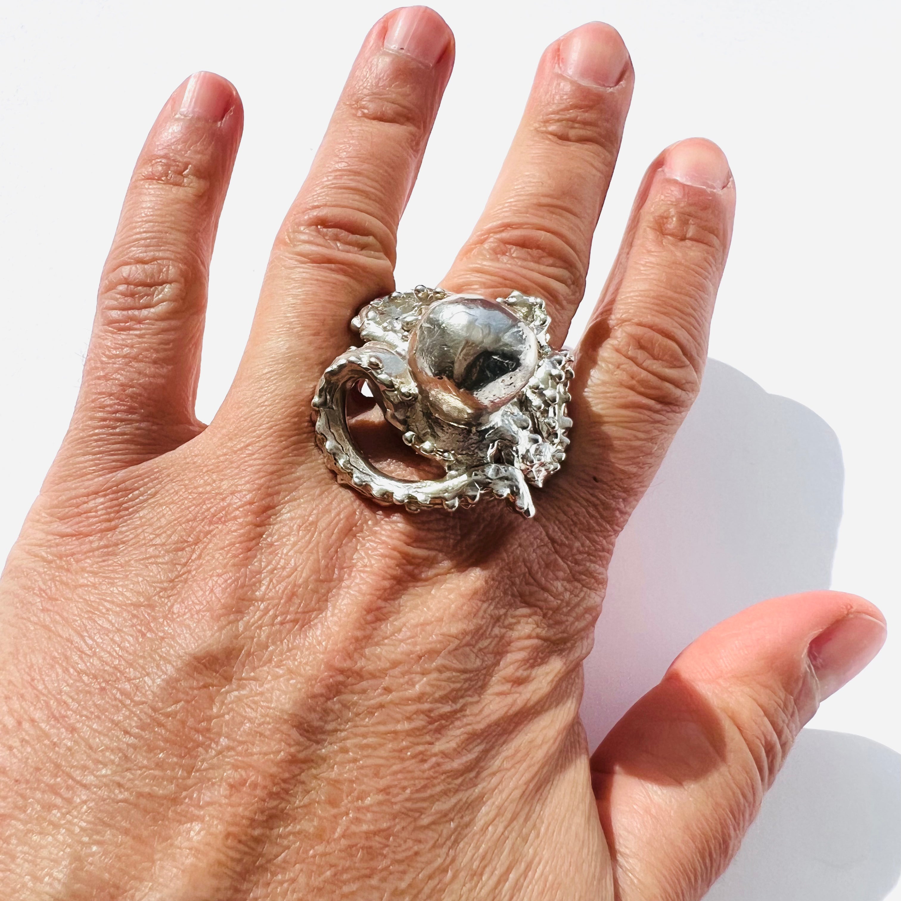 Architectural Ring – Sphere